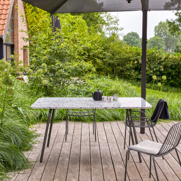 Table de jardin rectangulaire en terrazzo premium et métal Elio grey 4/6 pers