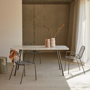 Table rectangulaire en terrazzo premium et métal Elio brown 4-6 pers